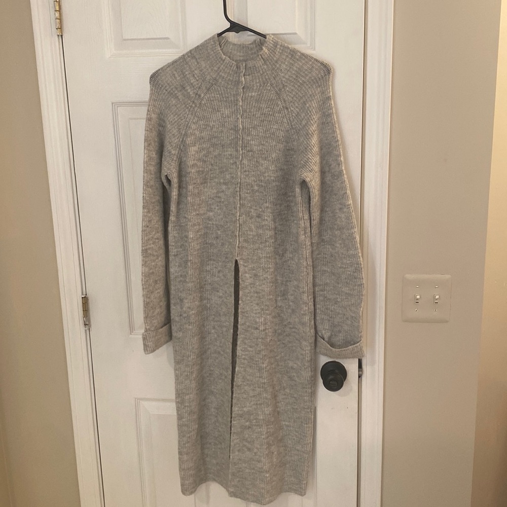 Vero Modo long sweater with slit in front